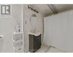 8 Ridgevale Drive, Markham, ON L6B1A8 Photo 30