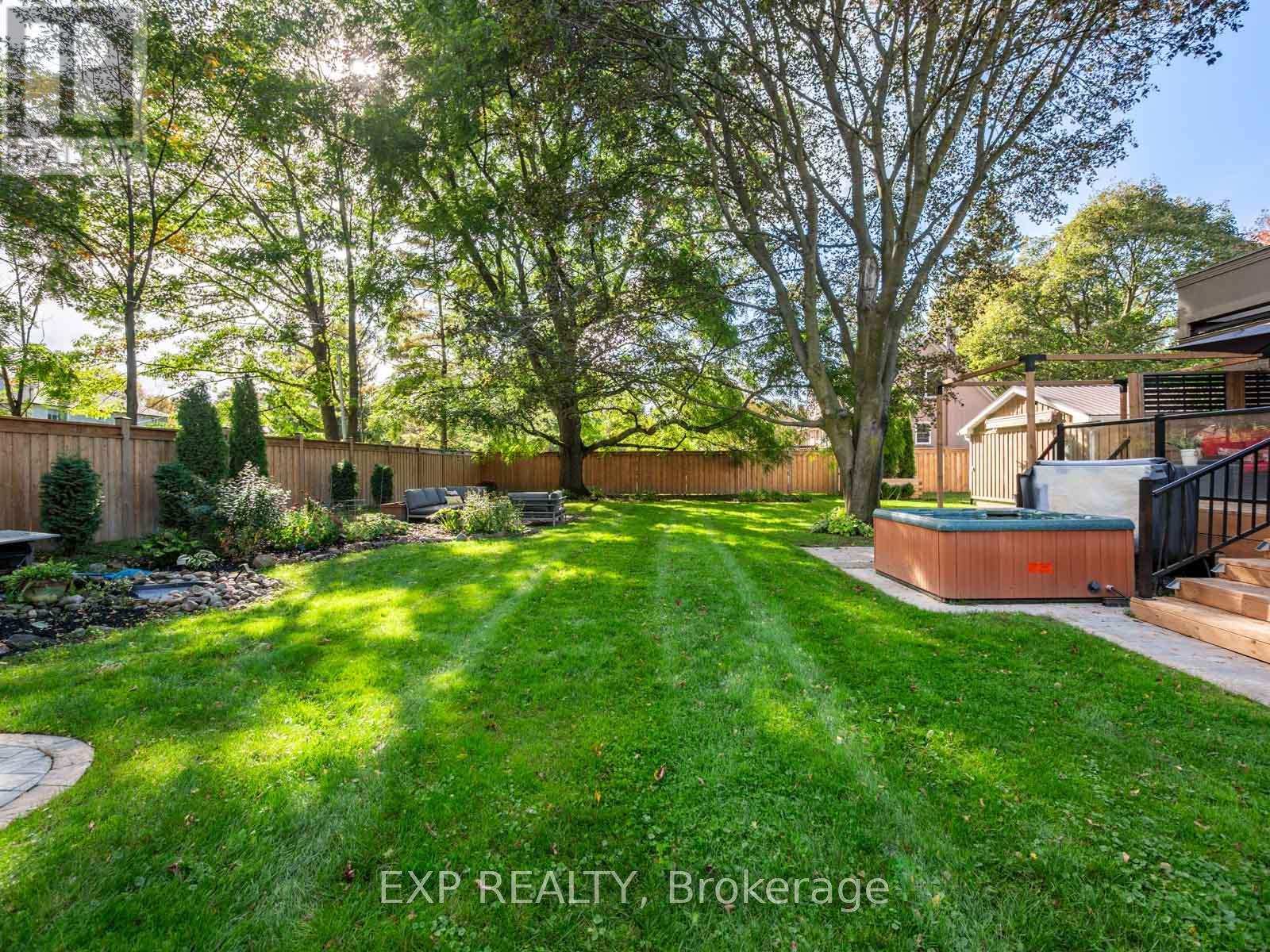 Photo 34 of 25 Morton Avenue, East Gwillimbury (Sharon)
