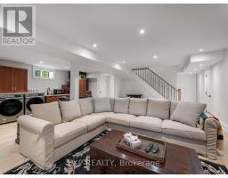 25 Morton Avenue, East Gwillimbury, ON L0G1V0 Photo 21