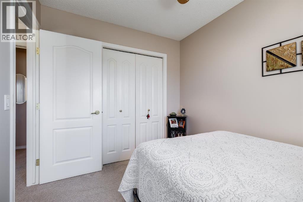 135 Springs Crescent - 25