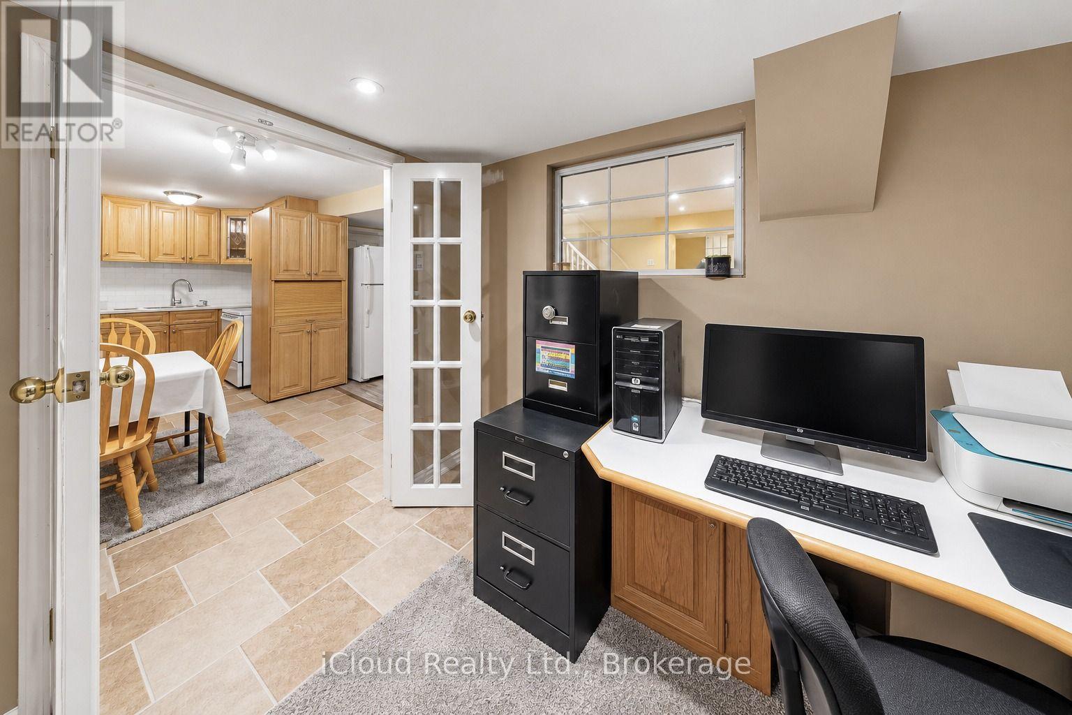 62 CASTLEHILL CRESCENT - 45
