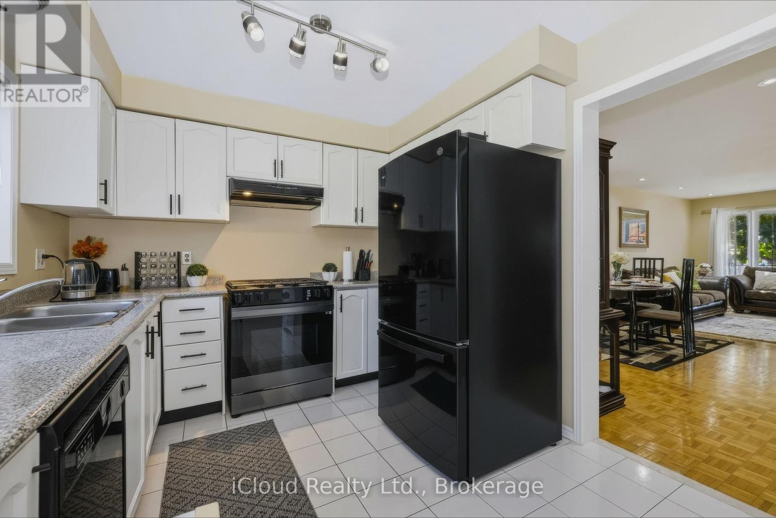 62 CASTLEHILL ROAD - 6