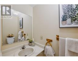 62 Castlehill Crescent, Brampton, ON L6X4E1 Photo 24