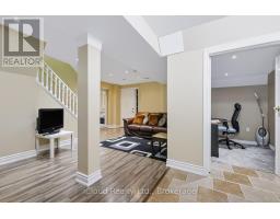 62 Castlehill Crescent, Brampton, ON L6X4E1 Photo 47
