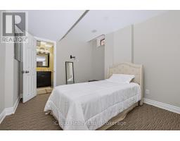 62 Castlehill Crescent, Brampton, ON L6X4E1 Photo 49