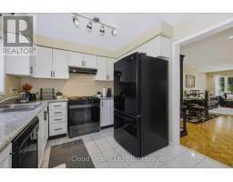 Office - 62 Castlehill Crescent, Brampton, ON L6X4E1 Photo 6