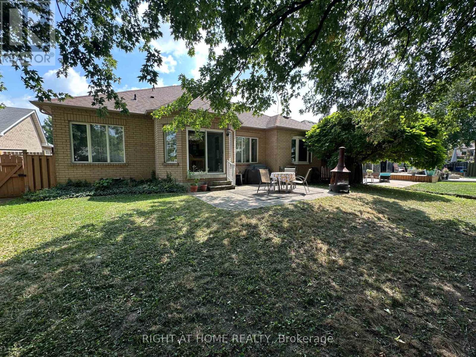4369 GOLDENWOOD DRIVE - 22
