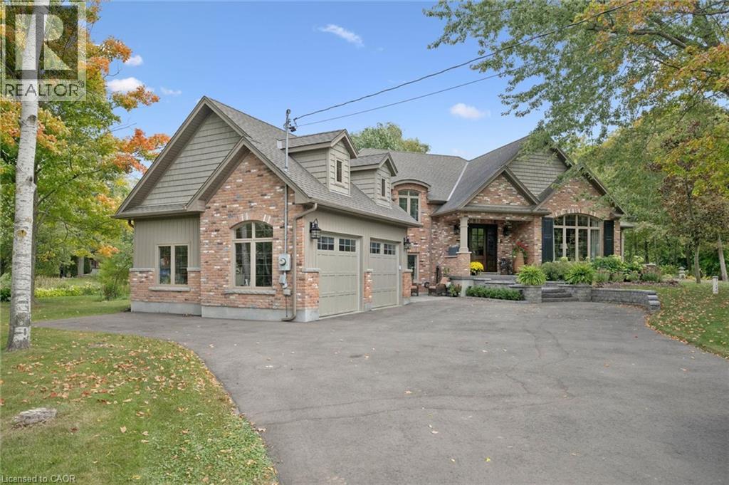 2073 MAPLEWOOD Road - 2