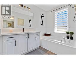 2pc Bathroom - 36 Dellgrove Circle, Cambridge, ON N1T2J9 Photo 19