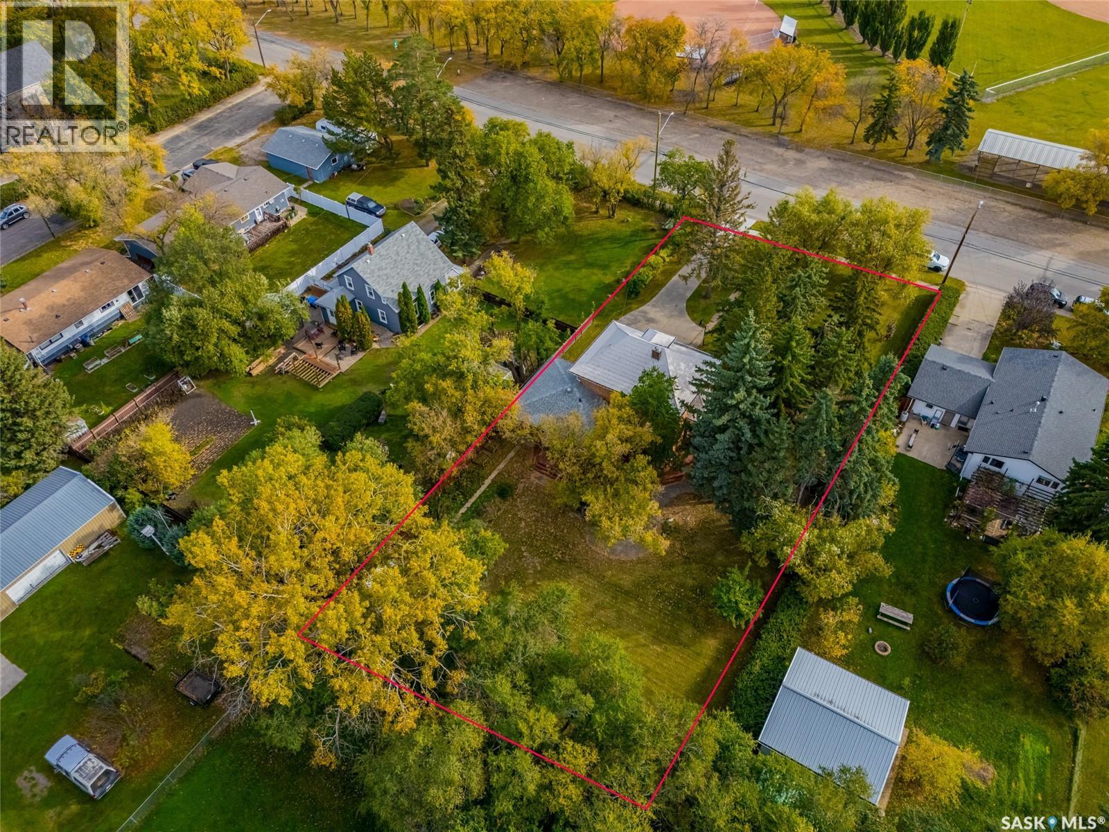 810 4th AVENUE, Rosthern — photo 4