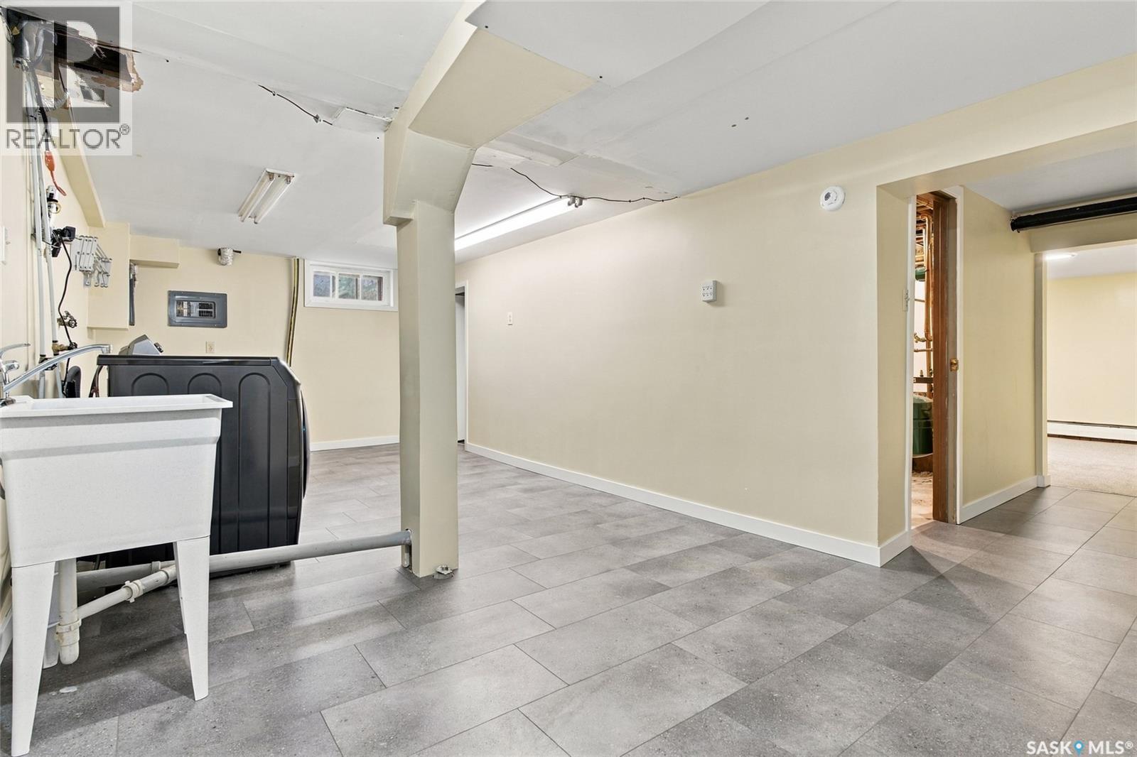 810 4th AVENUE - Image 42