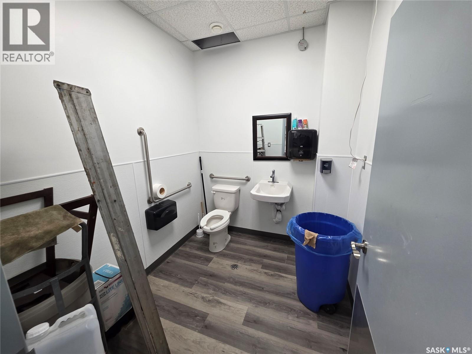 A 2740 Avonhurst DRIVE, Regina — photo 16