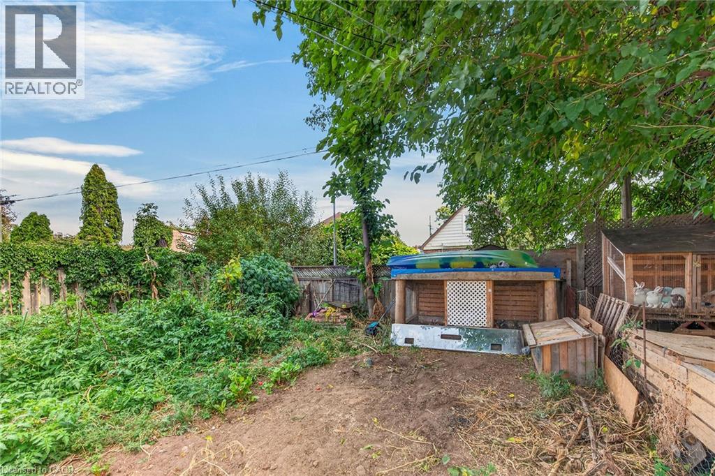 111 Kenilworth Avenue South — photo 38