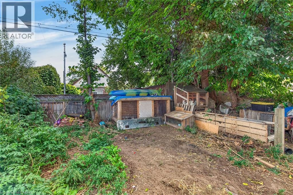 111 Kenilworth Avenue South — photo 39