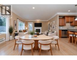 301 22150 Dewdney Trunk Road, Maple Ridge, BC V2X3H6 Photo 7