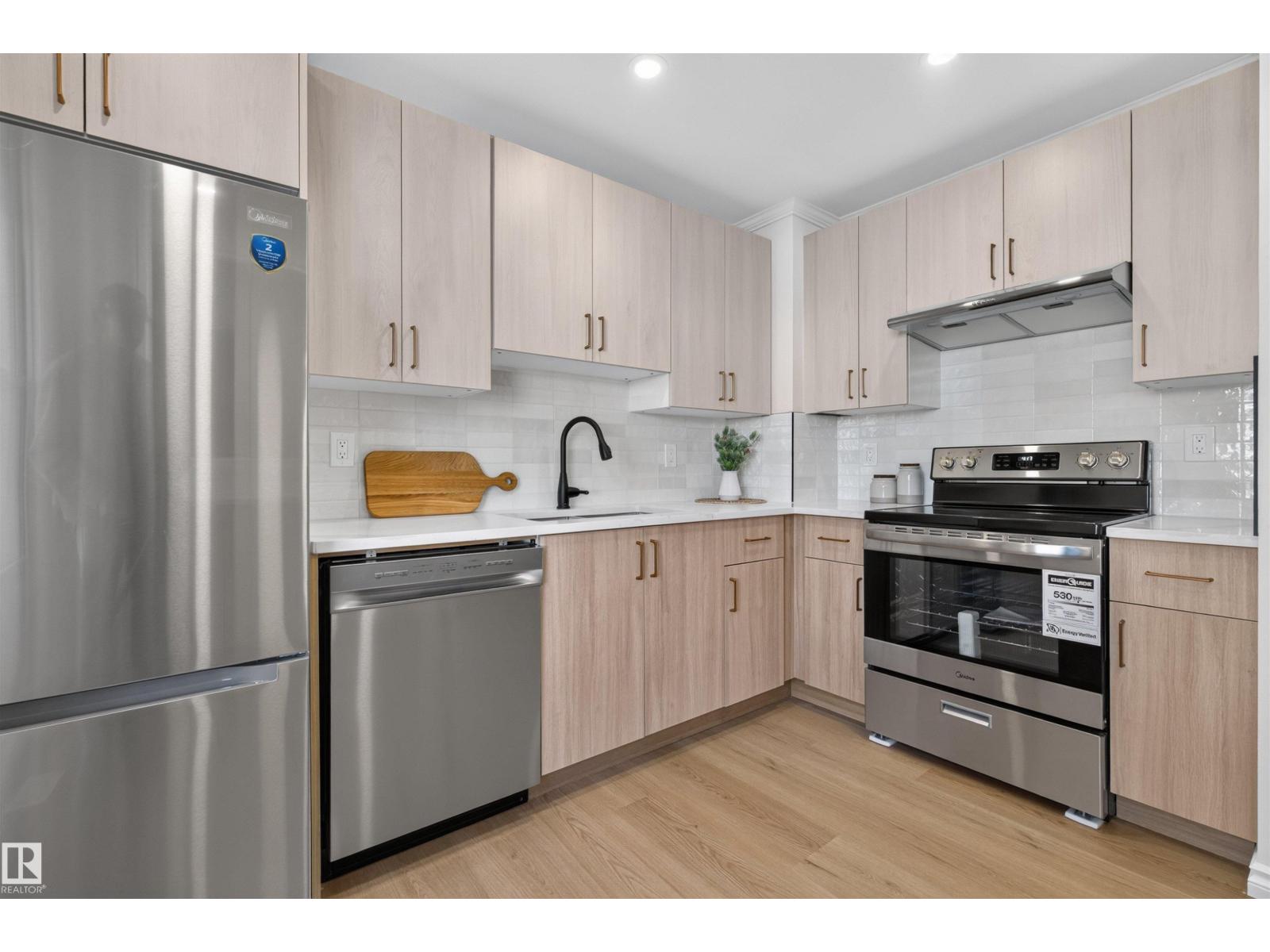 #11 2024 57 ST NW - 1