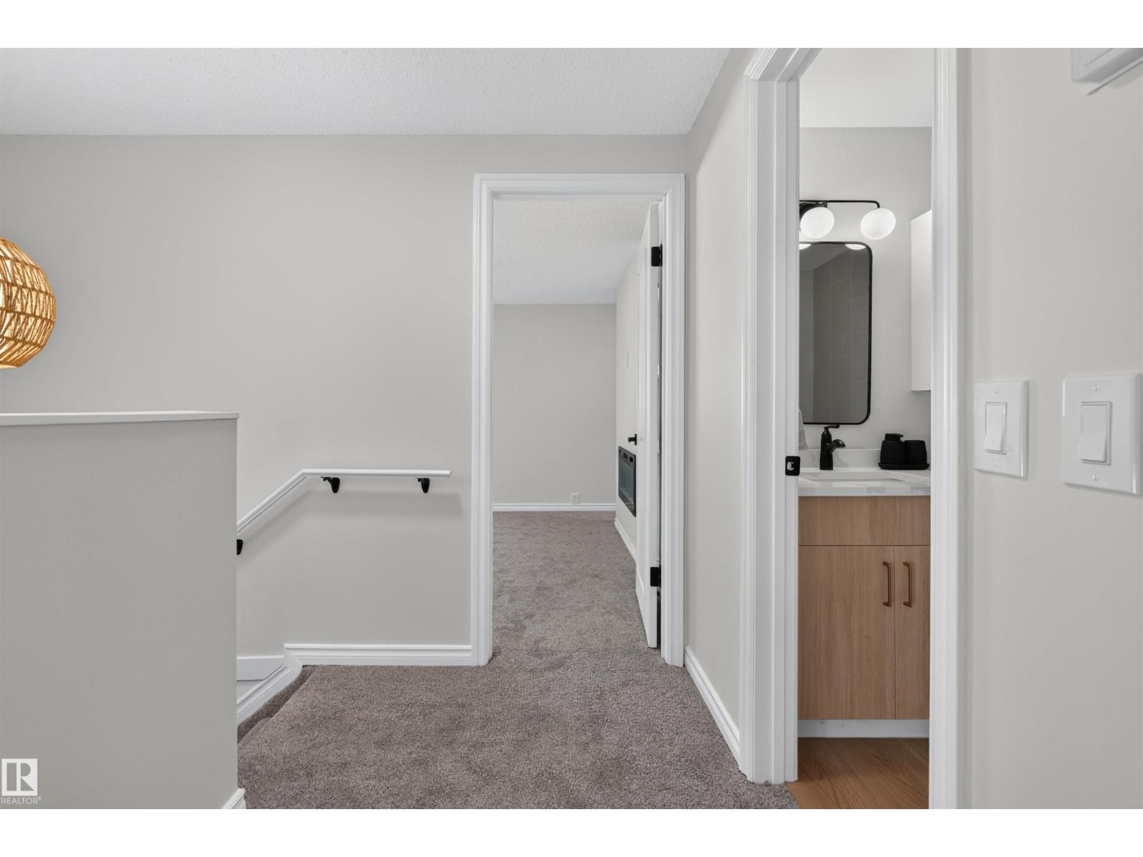 #11 2024 57 ST NW - 16