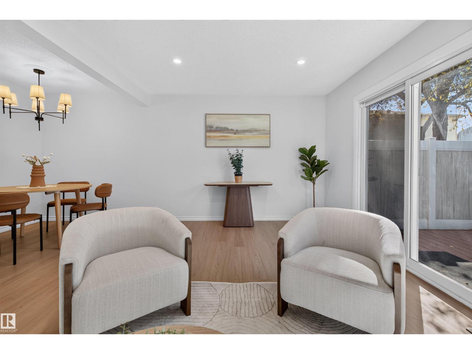 #11 2024 57 ST NW - 13