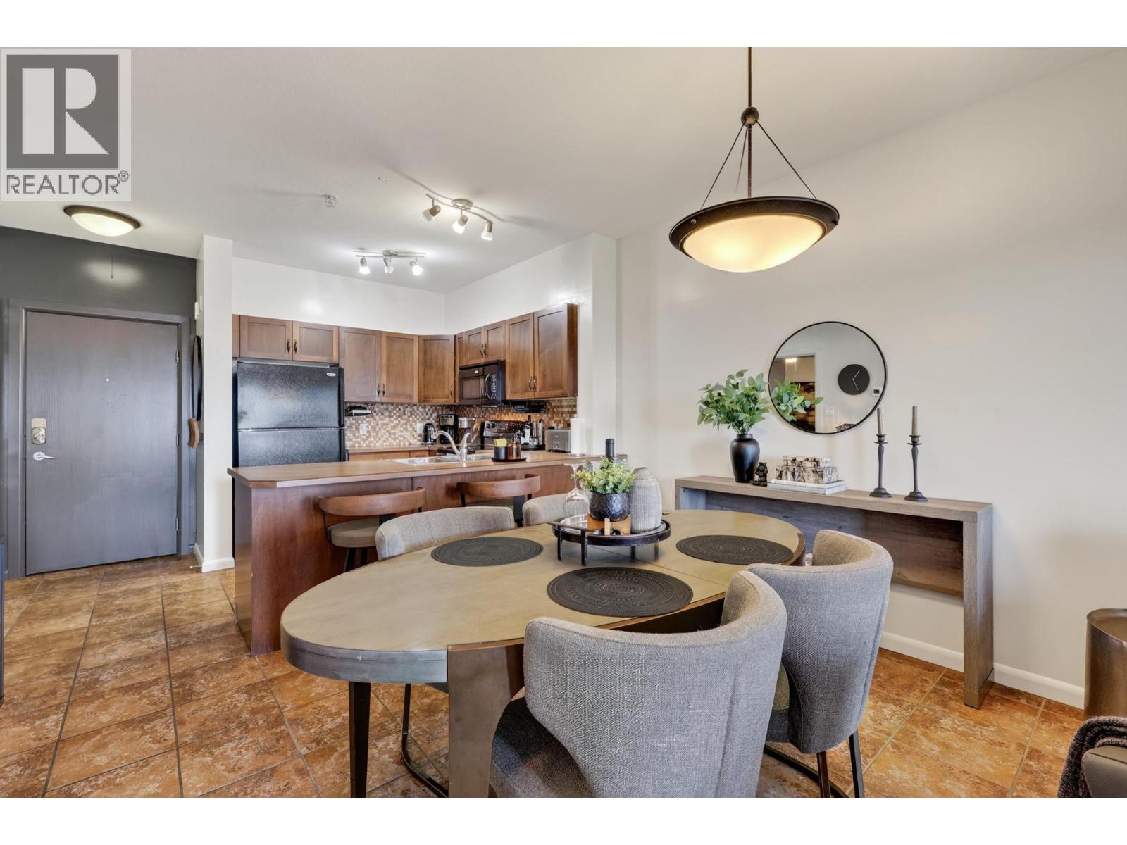 #504 654 Cook Road - 3