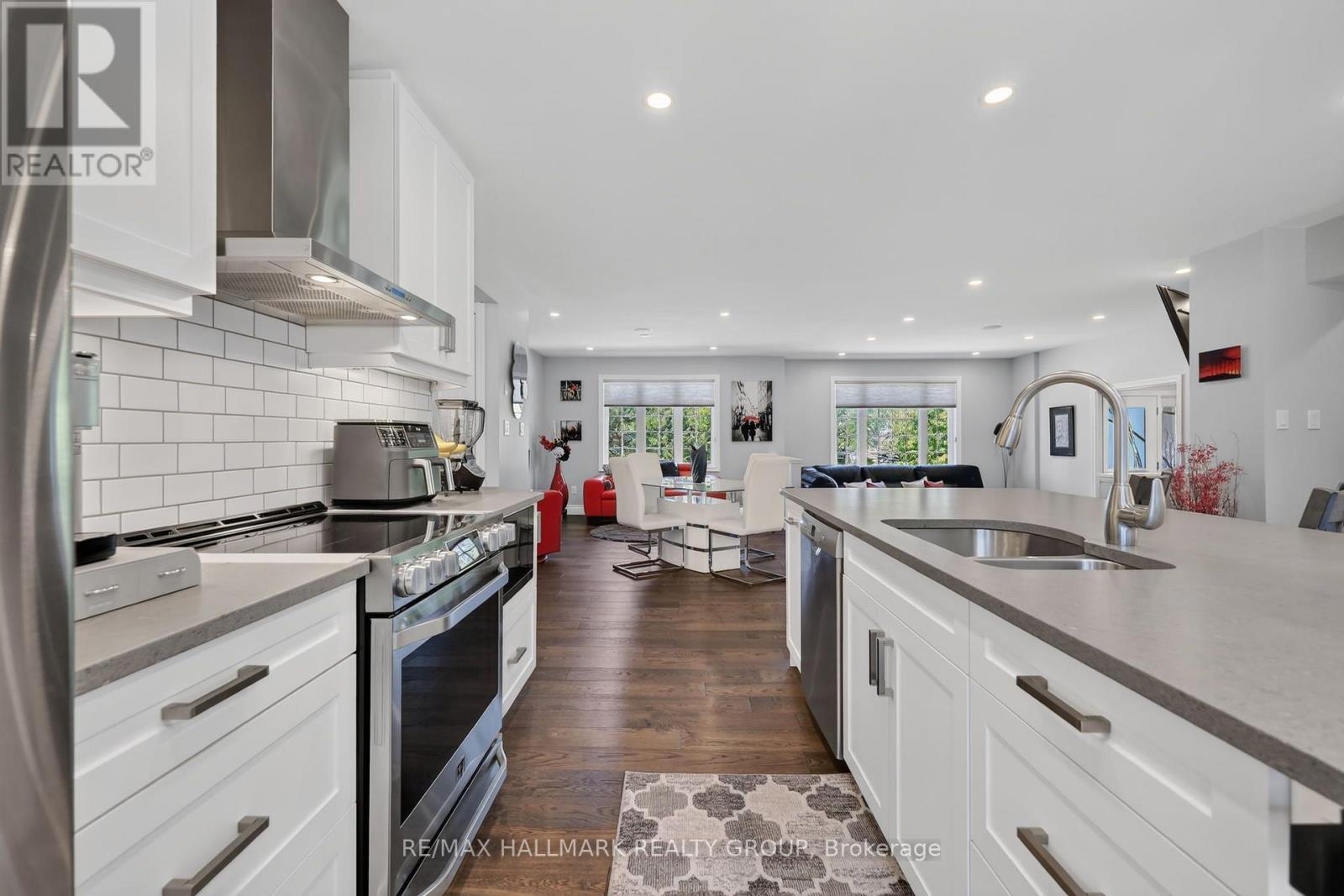 30 KIMBERLY AVENUE - 14
