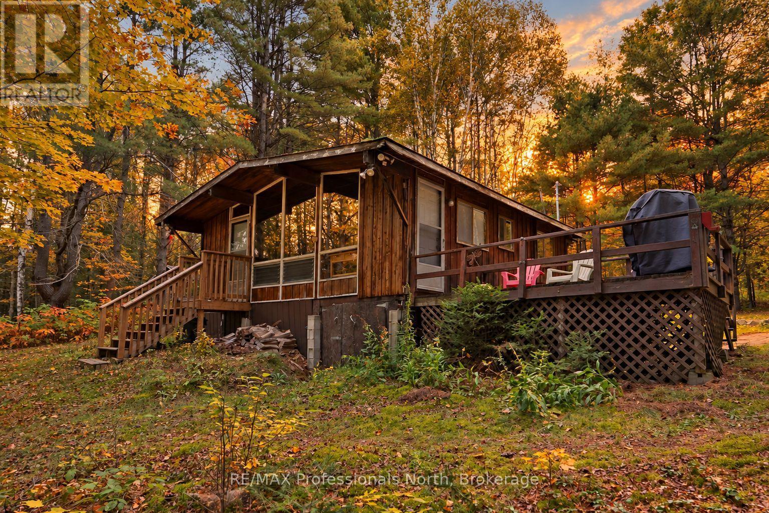 1086 DRAGONFLY LANE - 1