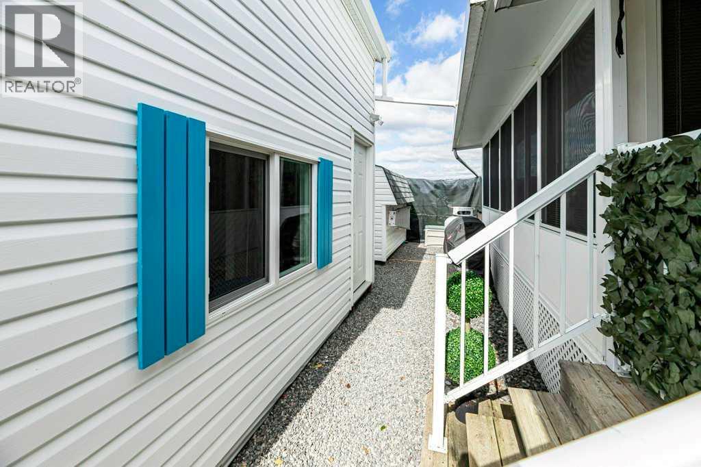 39, 12036 Township Road 422 - 20