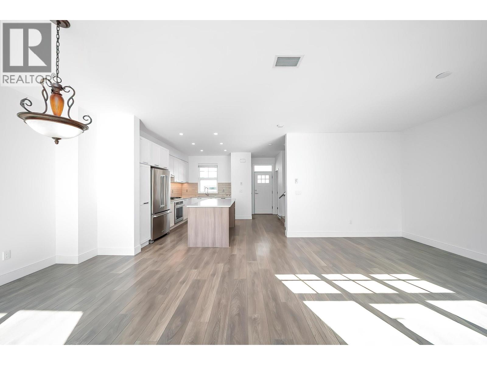 3 Bed, 3 Bath Apartment for Rent in Coquitlam – 200 1290 MITCHELL STREET, Coquitlam – MLS# R3172106 - Image 10