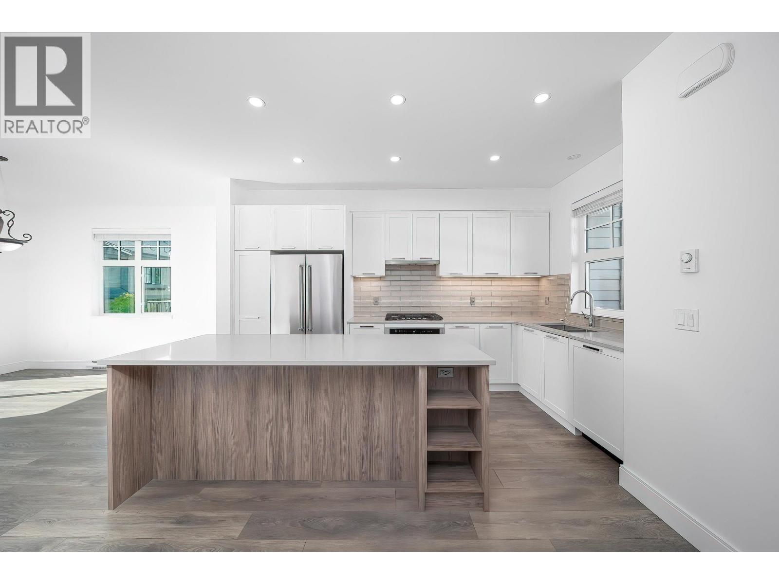 3 Bed, 3 Bath Apartment for Rent in Coquitlam – 200 1290 MITCHELL STREET, Coquitlam – MLS# R3172106 - Image 6