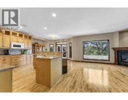 4pc Bathroom - 144 Sundance Road Sw, Medicine Hat, AB T1B4V9 Photo 7