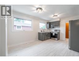 Living room - 75 Purdy Crescent, Hamilton, ON L9A3B4 Photo 11