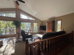 18 Hawthorne Drive, Killarney, MB R0K1G0 Photo 13
