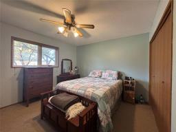 18 Hawthorne Drive, Killarney, MB R0K1G0 Photo 23