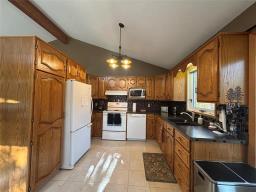 18 Hawthorne Drive, Killarney, MB R0K1G0 Photo 19