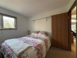 18 Hawthorne Drive, Killarney, MB R0K1G0 Photo 27
