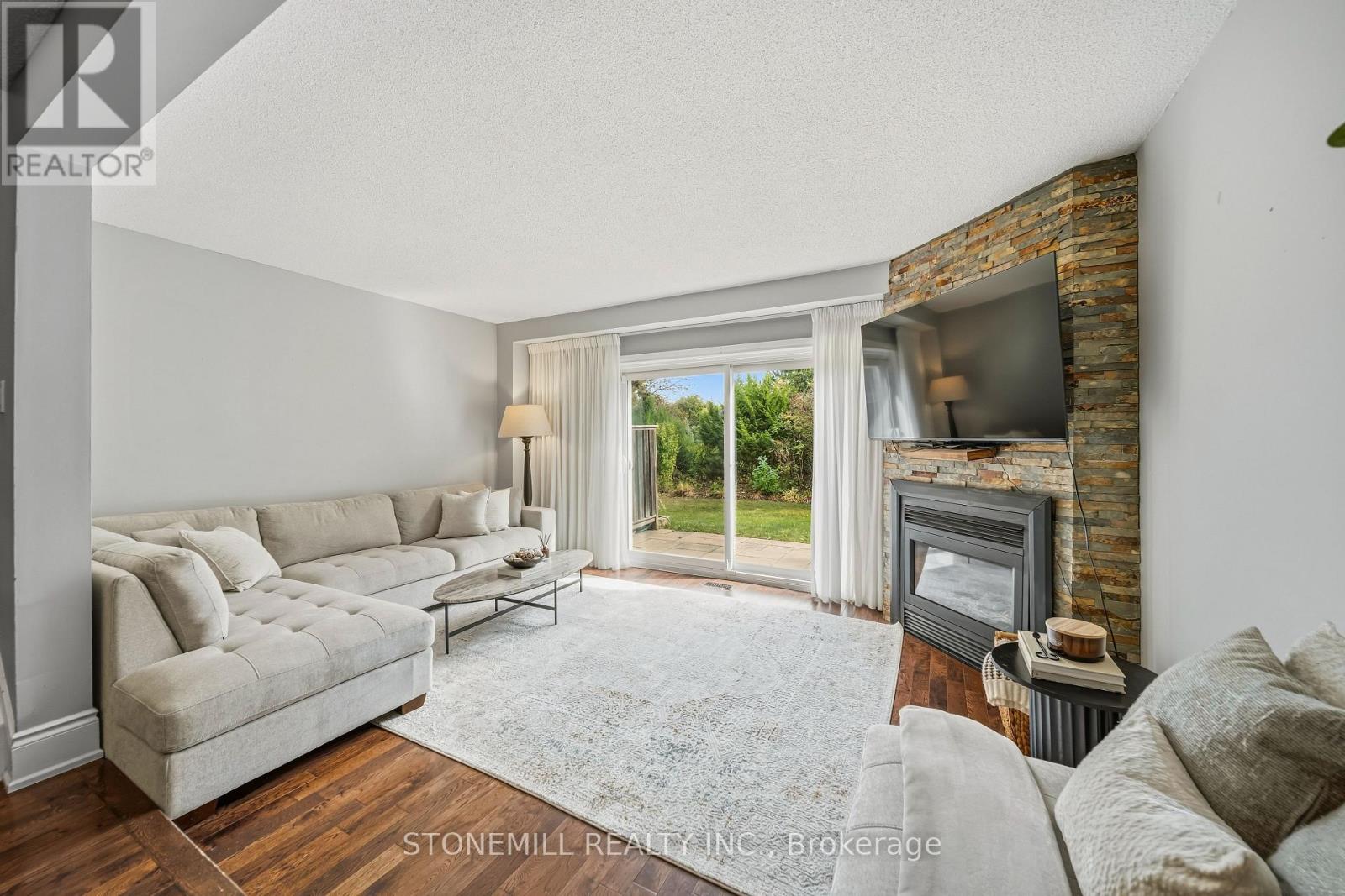 #81 2155 SOUTH MILLWAY - 8