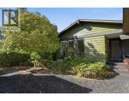 652 Oakwood Place Sw, Calgary, AB T2V0K5 Photo 19