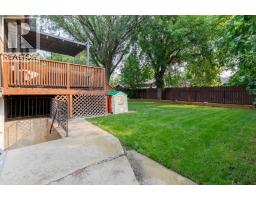 49 Iroquois Crescent W - photo 39