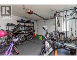 49 Iroquois Crescent W - photo 46
