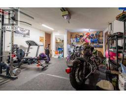 49 Iroquois Crescent W - photo 47