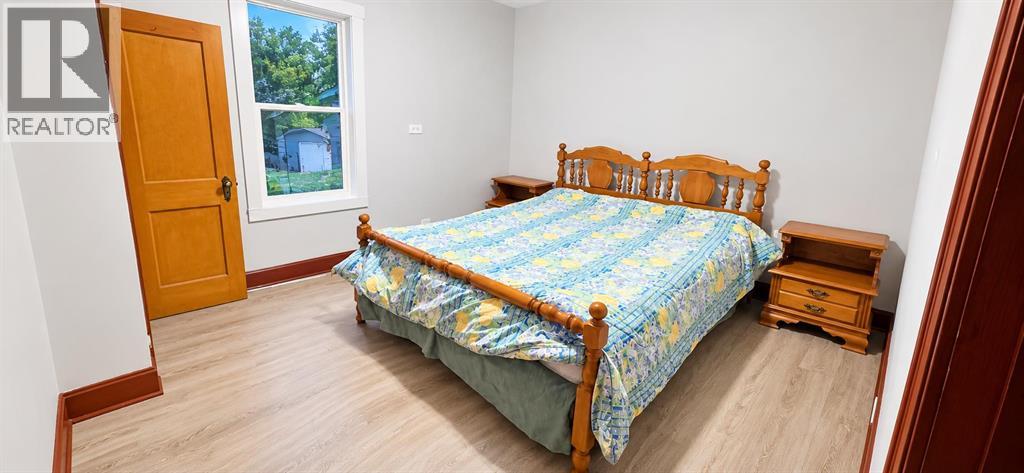 1507 1 Street NE - 17