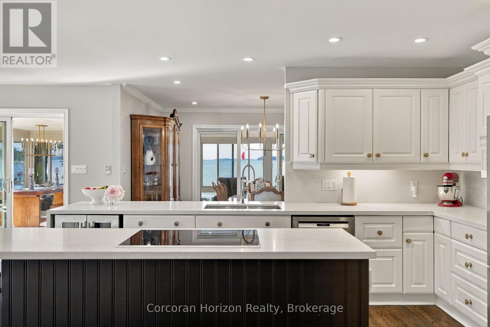 3909 TREELINE Drive, Severn photo 16