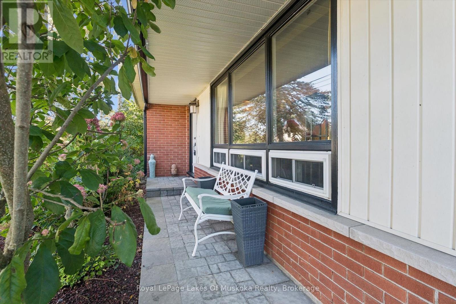 135 MUSKOKA BEACH ROAD - Image 3