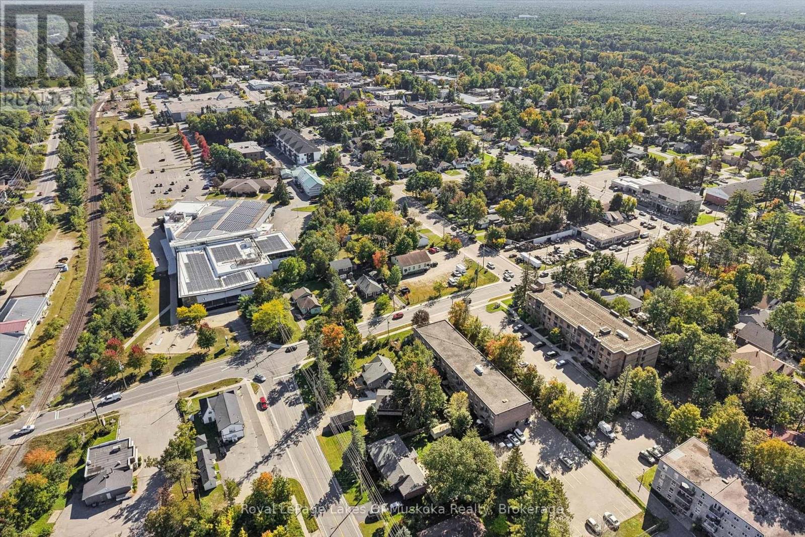 135 MUSKOKA BEACH ROAD - 39