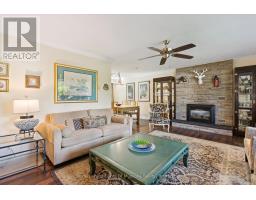 Bedroom - 135 Muskoka Beach Road, Gravenhurst), ON P1P1B6 Photo 7