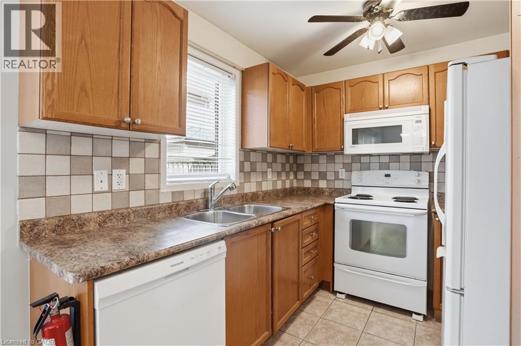 Photo 13 of 2393 CURTIS Road, Burlington