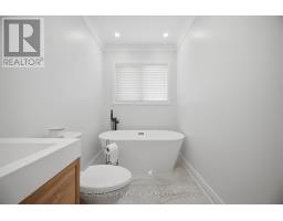 169 Venice Gate Drive, Vaughan, ON L4H0E9 Photo 26
