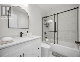 169 Venice Gate Drive, Vaughan, ON L4H0E9 Photo 32