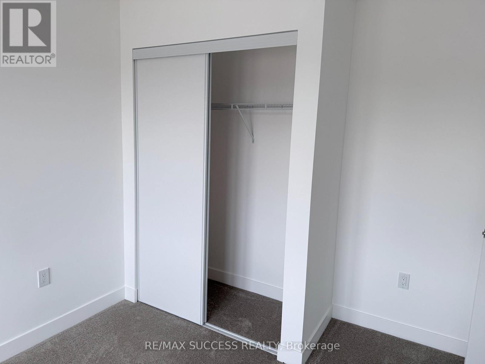 95 FLAN Boulevard, Barrie photo 16
