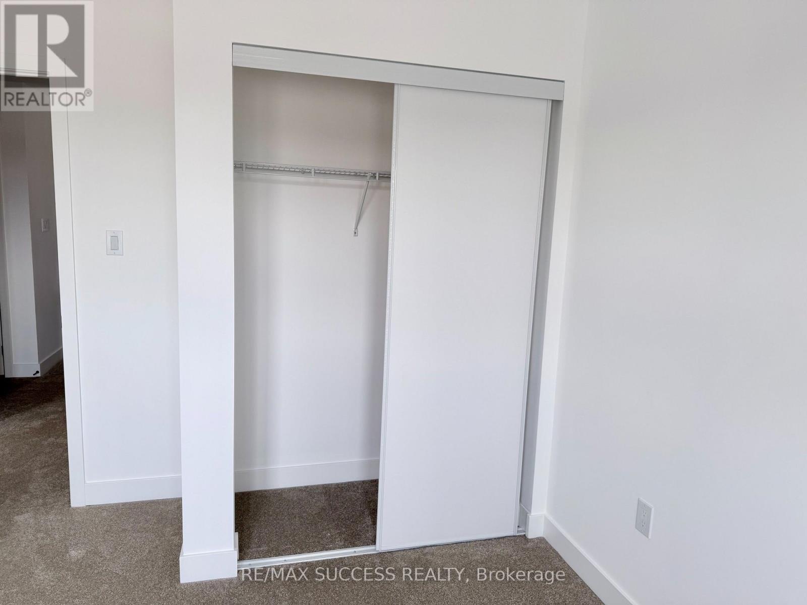 95 FLAN Boulevard, Barrie photo 20