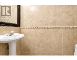 21 Castle Mountain Drive, Brampton, ON L6R2W9 Photo 7